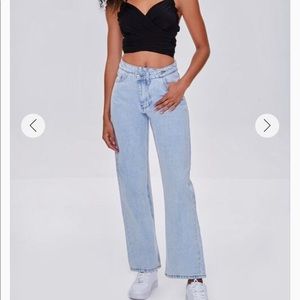 Trendy Crosswaist Mom Jean!💥